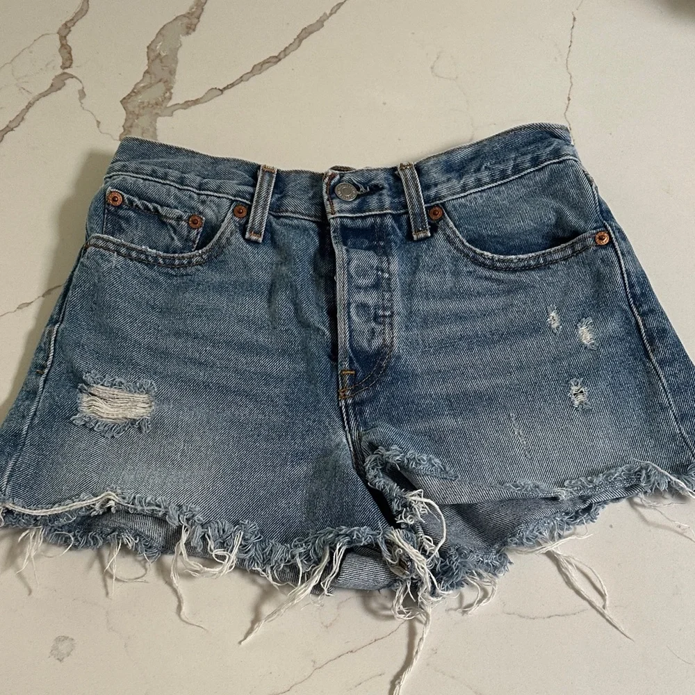 Levi’s Women's Distressed Denim Shorts - Blue